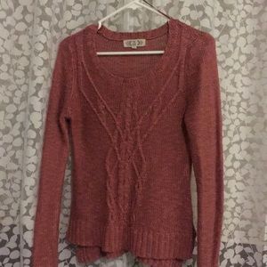 Dark pink sweater long sleeved